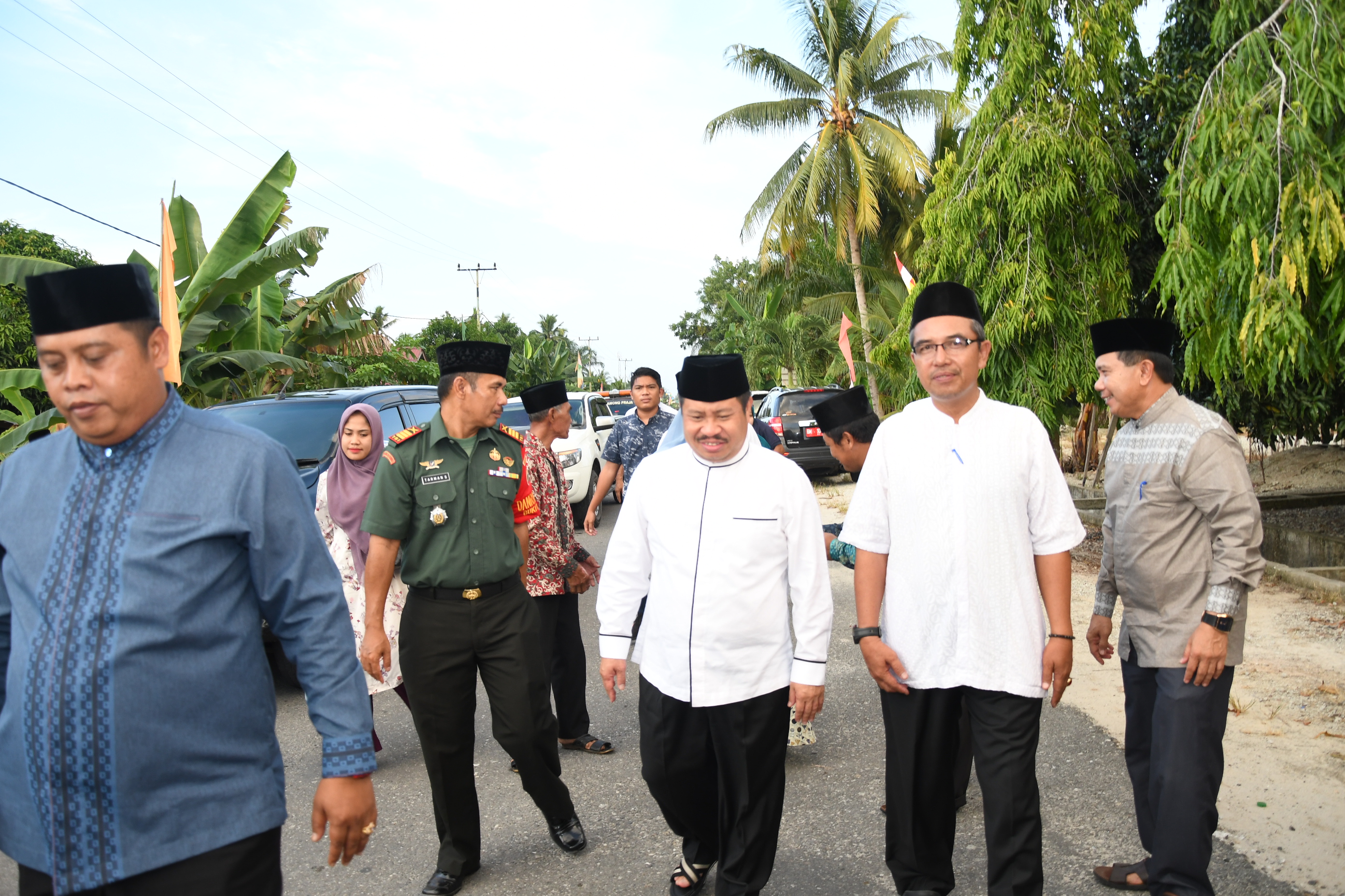 1558064800-RiauBertuah co-Bupati Bengkalis Amril Mukminin ketika melaksanakan Safari Ramadhan di Kecamatan Siak Kecil 