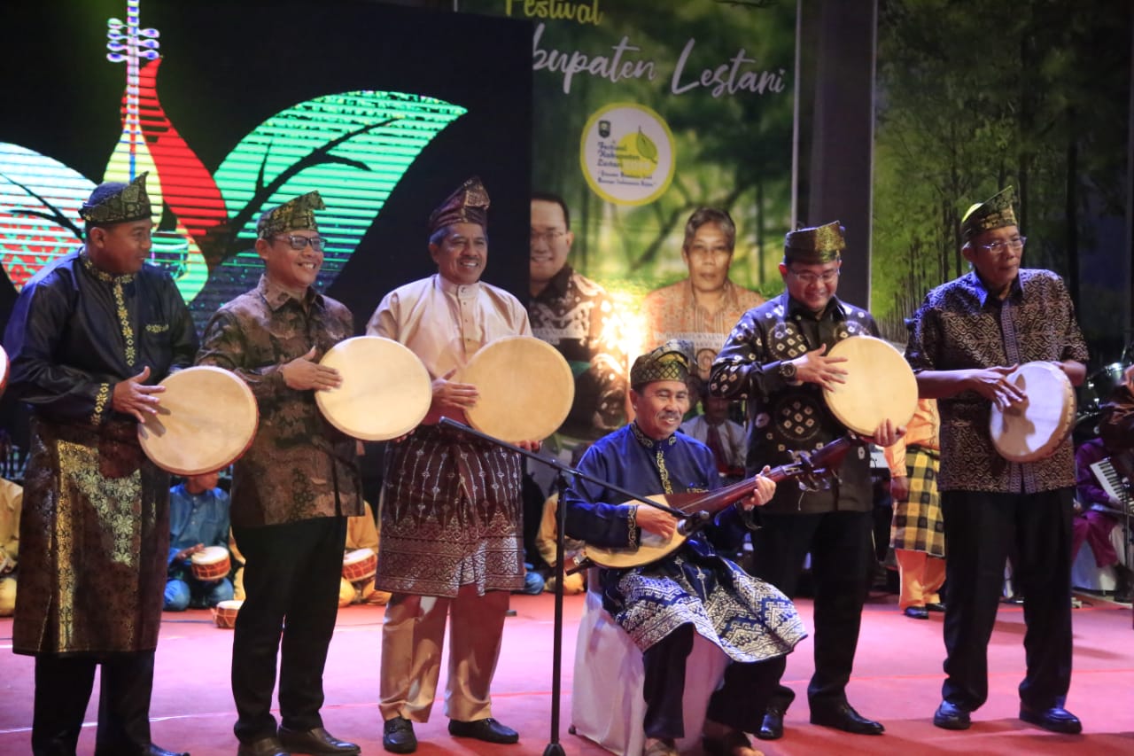 1570799001-RiauBertuah co-IMG-20191011-WA0026