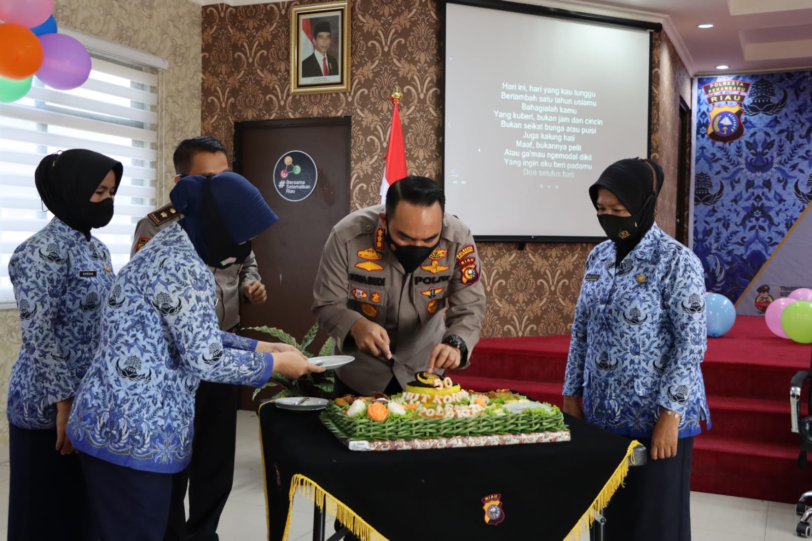 1638186893-RiauBertuah co-IMG-20211129-WA0024